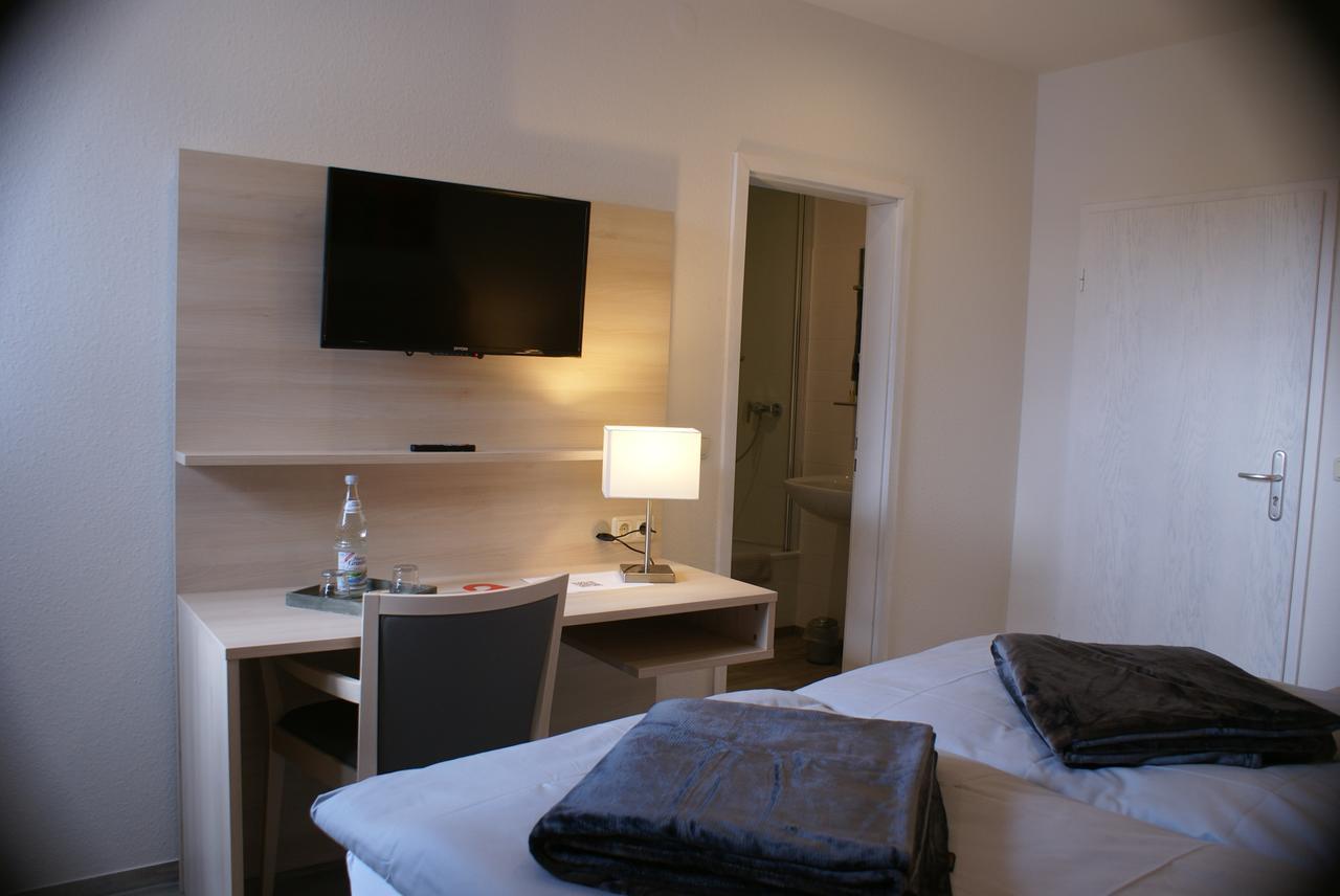 Hotel Garni Alte Post Boffzen エクステリア 写真